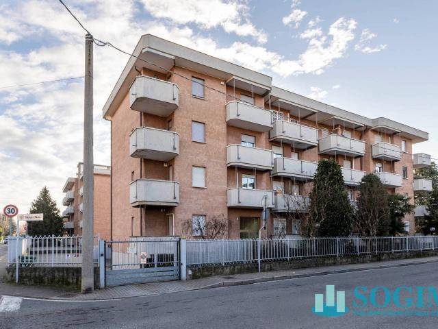 Appartamento in vendita a Carugate, Lombardia