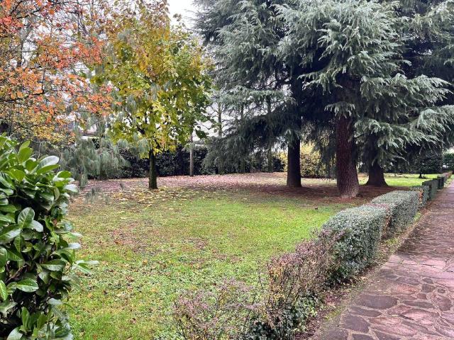 Appartamento in vendita a Carugate, Milano