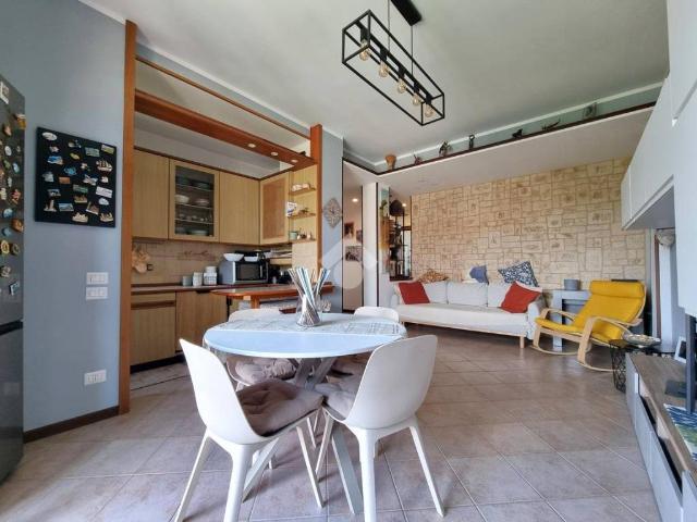 Appartamento in vendita a Carugate, Lombardia
