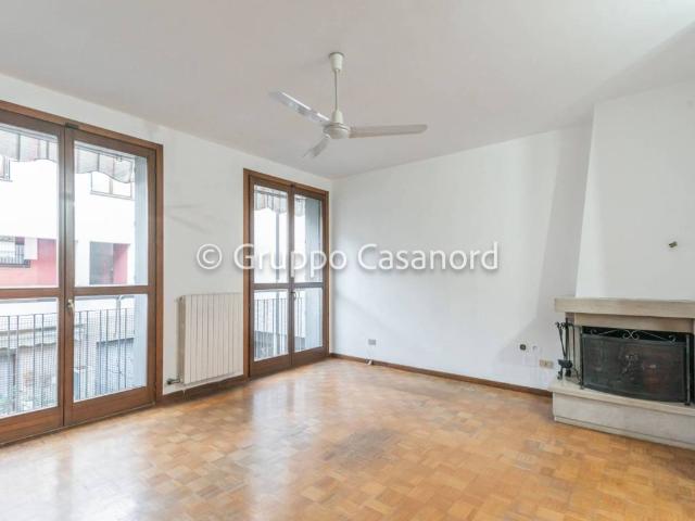 Appartamento in vendita a Carugate, Milano