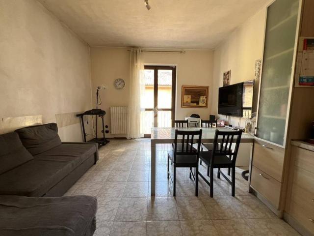 Appartamento in vendita a Carugate, Lombardia