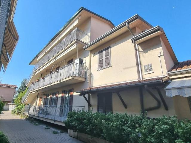 Appartamento in vendita a Carugate, Lombardia