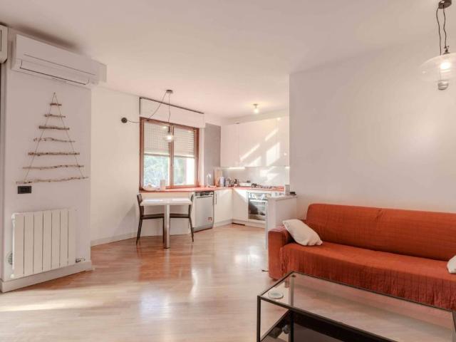 Appartamento in vendita a Carugate, Lombardia