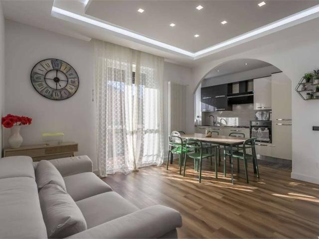 Appartamento in vendita a Carugate, Milano