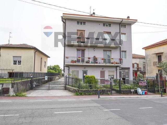 Appartamento in vendita a Carvico, Lombardia