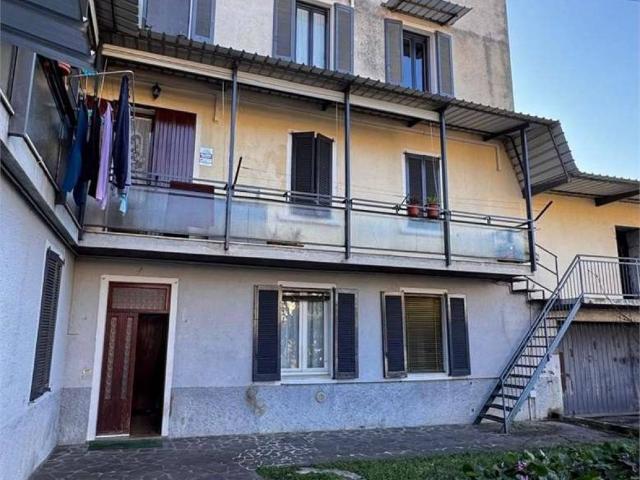 Appartamento in vendita a Carvico, Lombardia