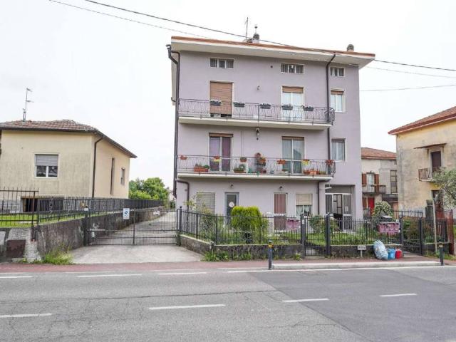 Appartamento in vendita a Carvico, Lombardia