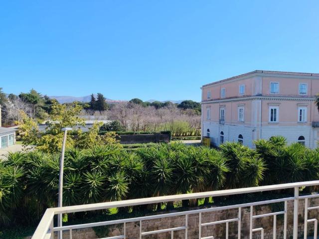 Appartamento in vendita a Caserta, Campania