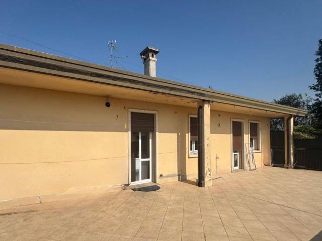 Appartamento in vendita a Casale Di Scodosia, Veneto