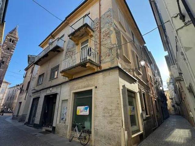 Appartamento in vendita a Oltreponte, Piemonte