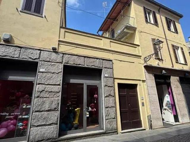 Appartamento in vendita a Oltreponte, Piemonte