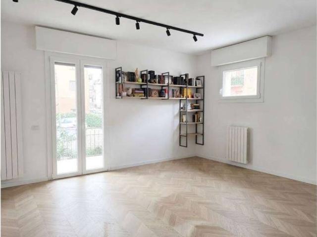 Appartamento in vendita a Casalecchio di Reno, Bologna