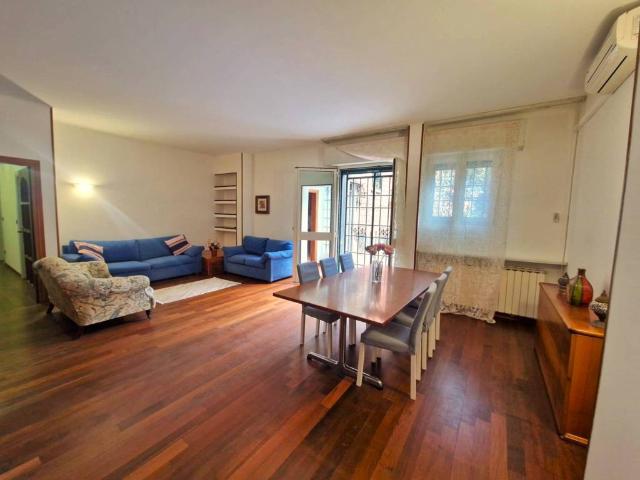 Appartamento in vendita a Casalecchio di Reno, Bologna