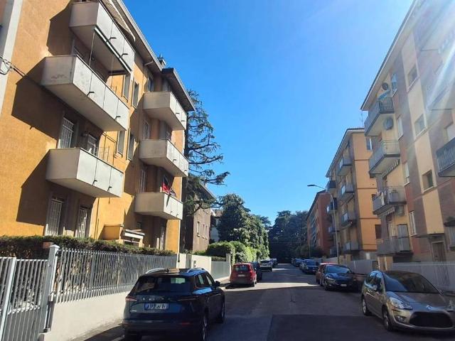 Appartamento in vendita a Unione dei comuni Valli del Reno, Lavino e Samoggia, Casalecchio Di Reno