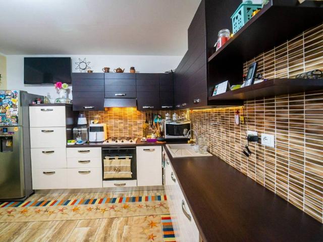 Appartamento in vendita a Casalecchio di Reno, Bologna