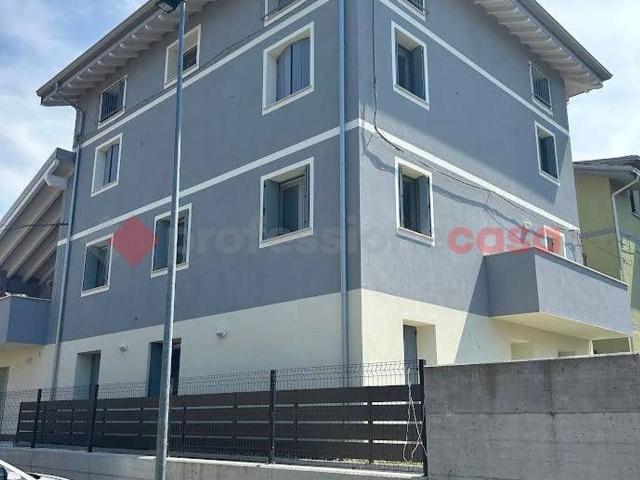 Appartamento in vendita a Tresinaro - Secchia, Re