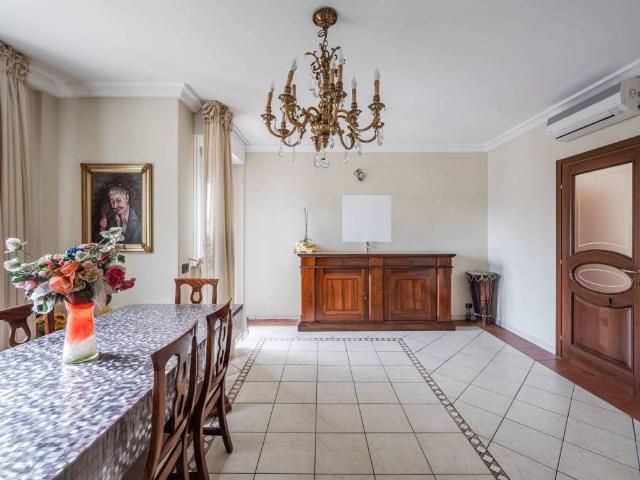 Appartamento in vendita a Tresinaro - Secchia, Re