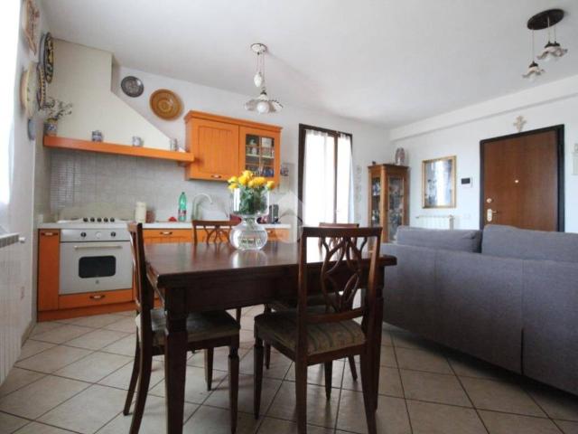 Appartamento in vendita a Tresinaro - Secchia, Re