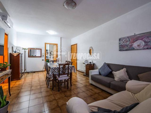 Appartamento in vendita a Tresinaro - Secchia, Re