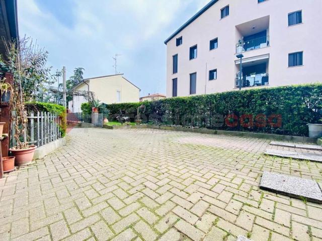 Villa Schiera in vendita a Tresinaro - Secchia, Re