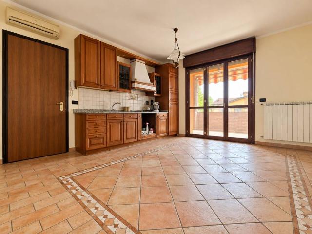 Appartamento in vendita a Villalunga, Casalgrande