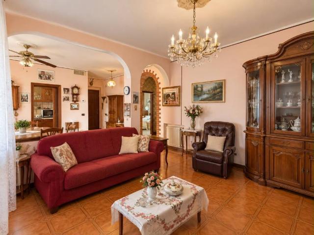 Appartamento in vendita a Casalgrande Alto, Casalgrande