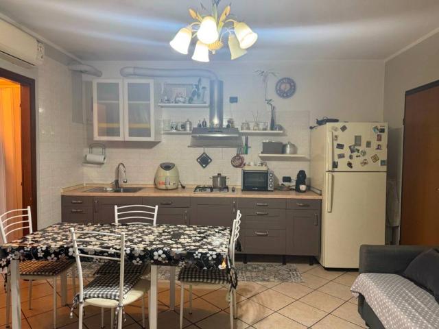 Appartamento in vendita a Villalunga, Casalgrande