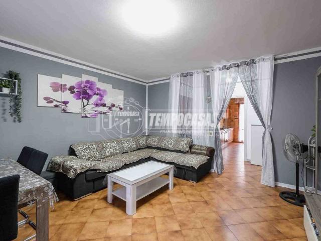 Appartamento in vendita a Casalgrande Alto, Casalgrande