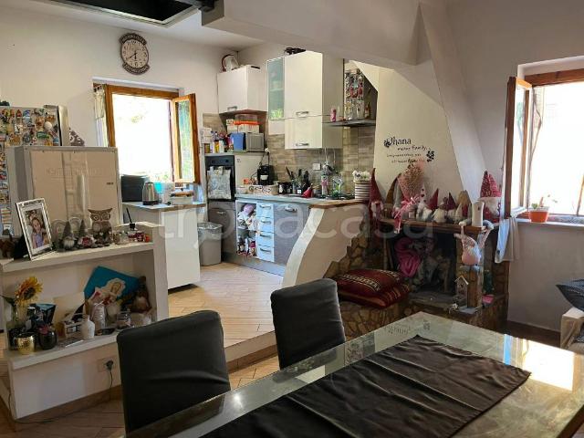 Appartamento in vendita a Monte San Salvatore, Roma Capitale