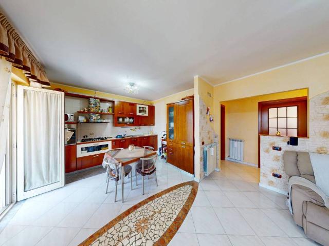 Appartamento in vendita a Casalnuovo di Napoli, Napoli