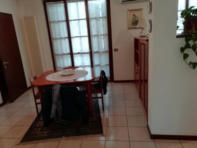 Appartamento in vendita a Casalpusterlengo, Lombardia