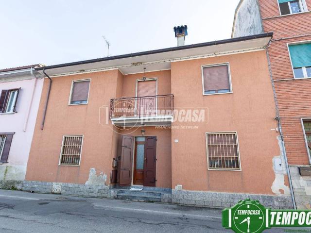 Appartamento in vendita a Casalpusterlengo, Lombardia