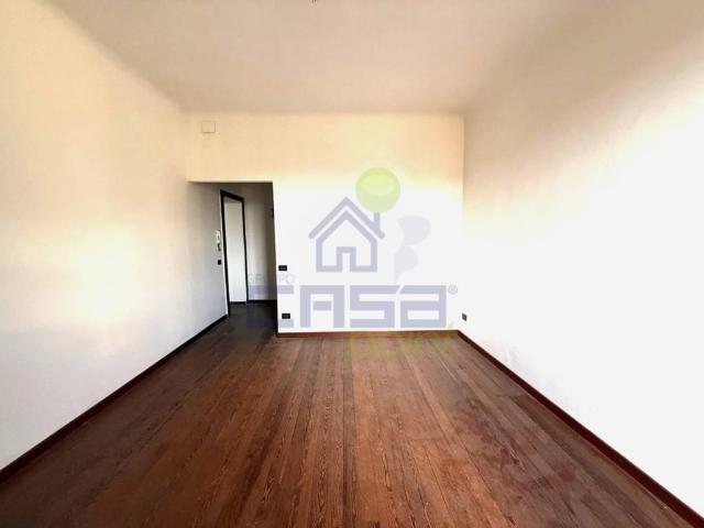 Appartamento in vendita a Casalpusterlengo, Lombardia