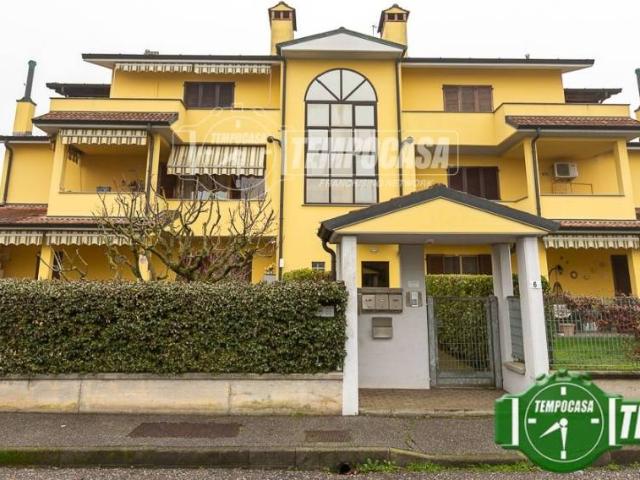 Appartamento in vendita a Casalpusterlengo, Lombardia
