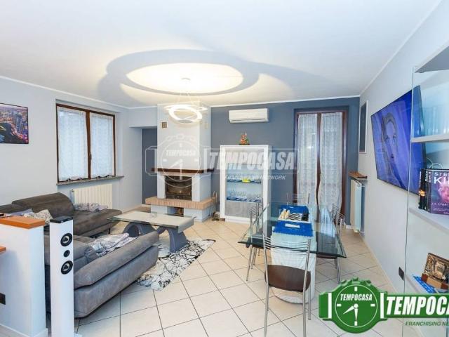 Appartamento in vendita a Casalpusterlengo, Lombardia