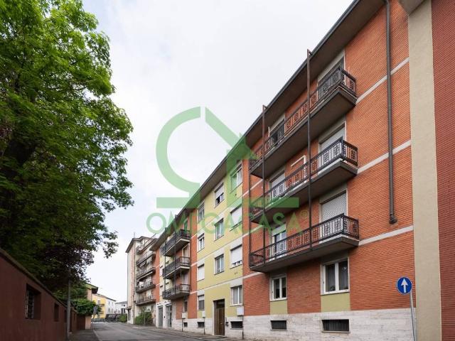 Appartamento in vendita a Casalpusterlengo, Lombardia