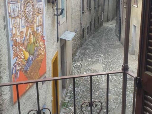 Appartamento in vendita a Comunità Montana Valli del Verbano, Casalzuigno