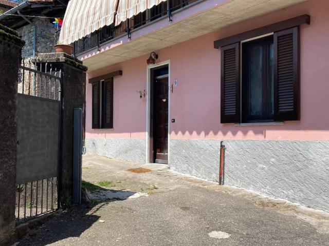 Appartamento in vendita a Comunità Montana Valli del Verbano, Casalzuigno