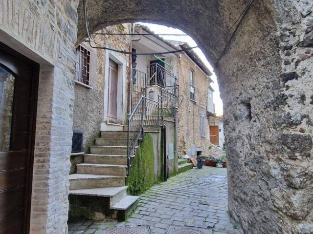 Appartamento in vendita a Collelungo, Casaprota