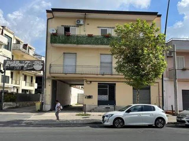 Appartamento in vendita a Casapulla, Campania