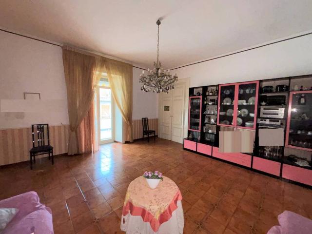 Appartamento in vendita a Casapulla, Campania