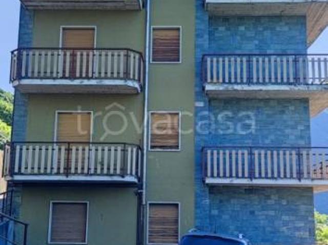 Appartamento in vendita a Casargo, Lombardia