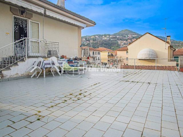 Appartamento in vendita a Casarza Ligure, Liguria