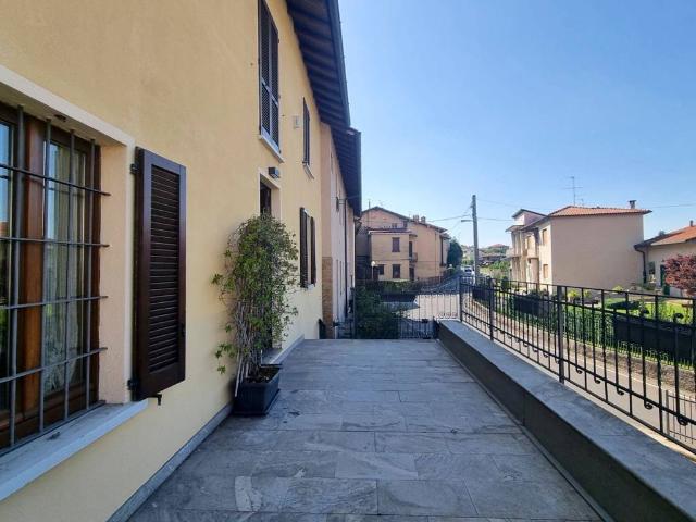 Appartamento in vendita a Valaperta, Casatenovo