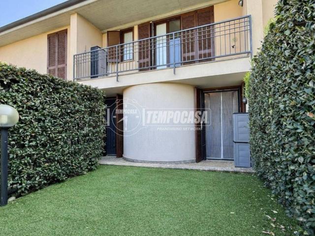 Appartamento in vendita a Campofiorenzo, Casatenovo