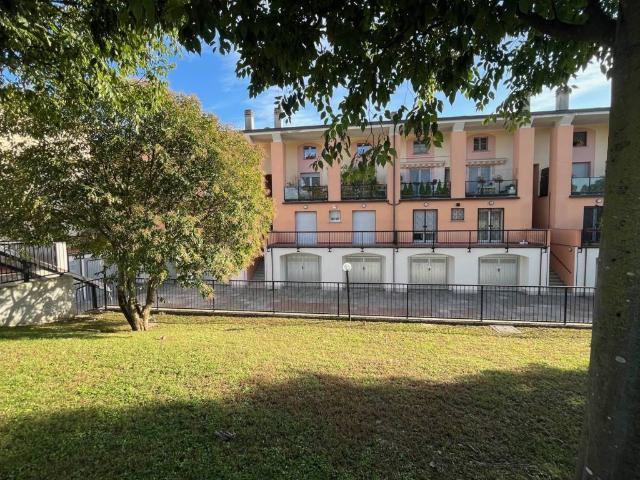 Appartamento in vendita a Campofiorenzo, Casatenovo
