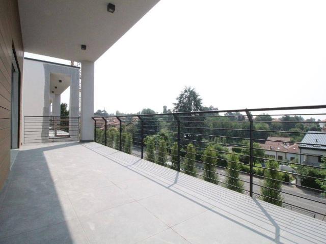 Appartamento in vendita a Casatenovo, Lombardia