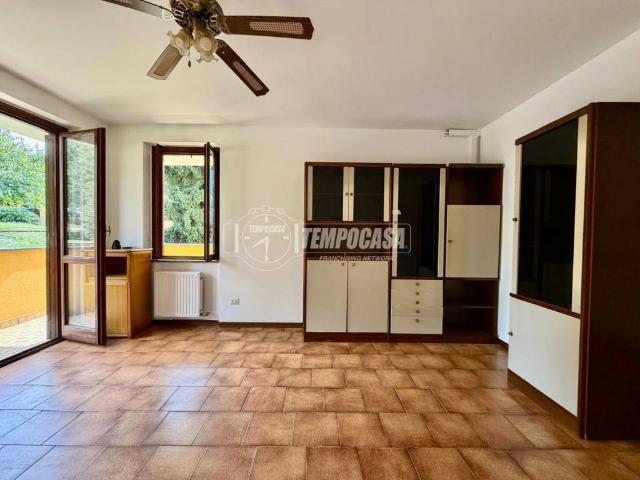 Appartamento in vendita a Bernaga, Casatenovo