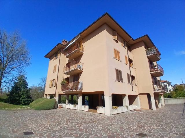 Appartamento in vendita a Galgiana, Casatenovo