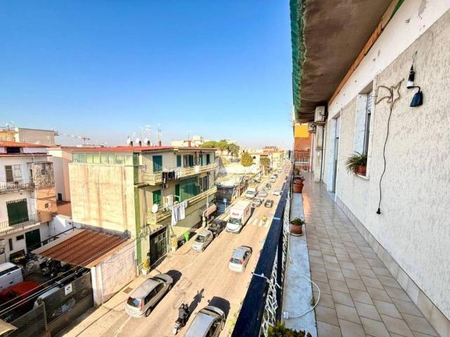 Appartamento in vendita a Casavatore, Napoli